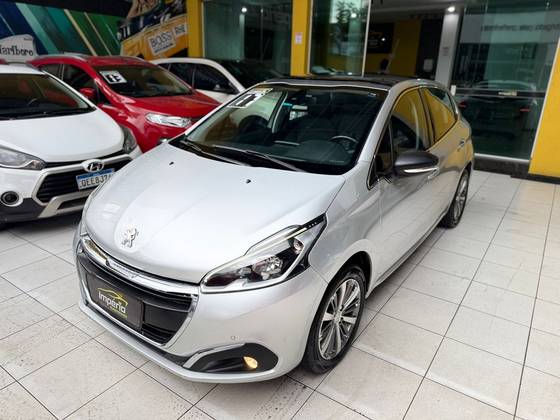 PEUGEOT 208 1.6 GRIFFE 16V FLEX 4P AUTOMÁTICO